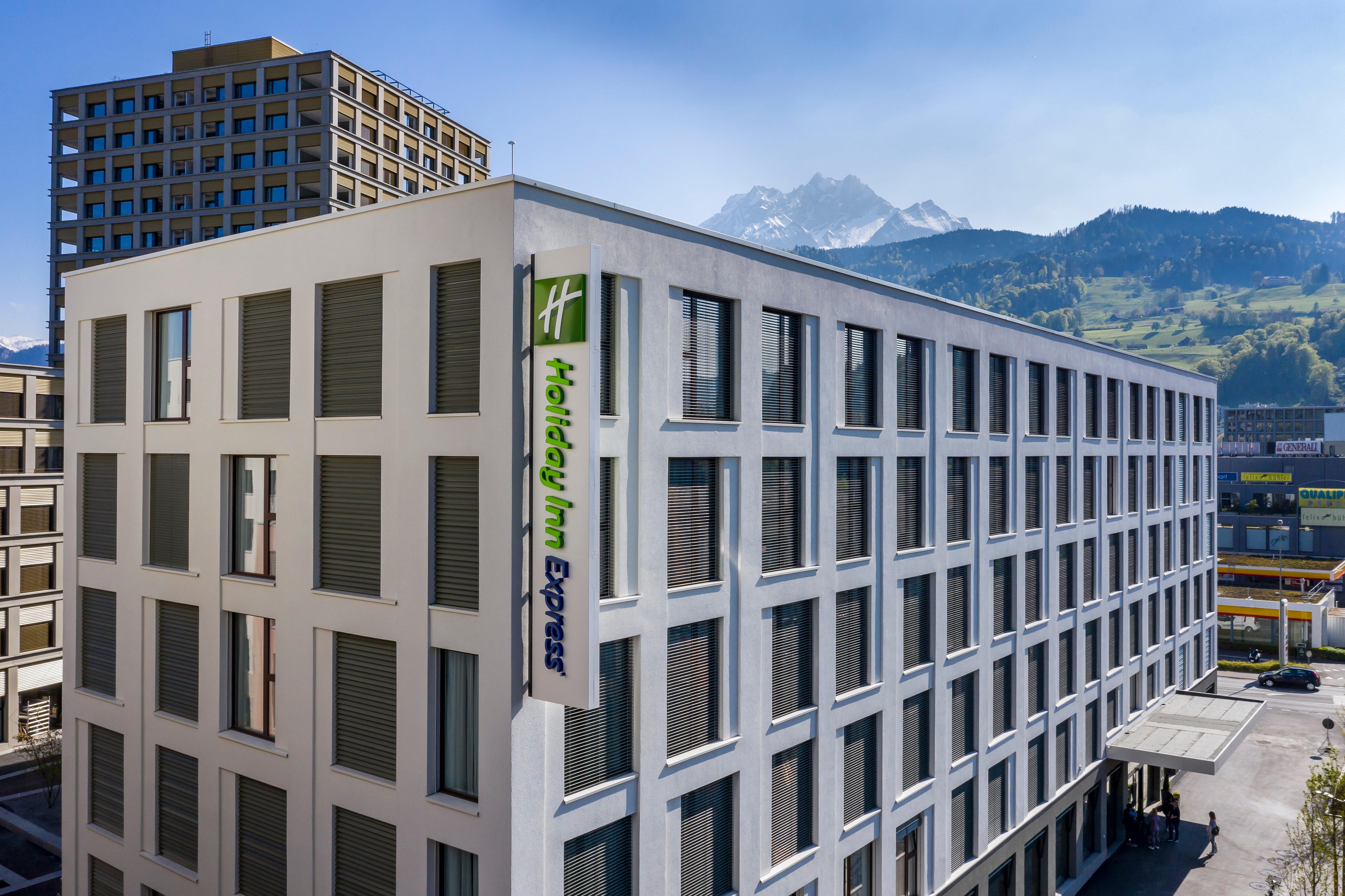 Holiday Inn Express - Luzern - Kriens, An Ihg Hotel Eksteriør billede